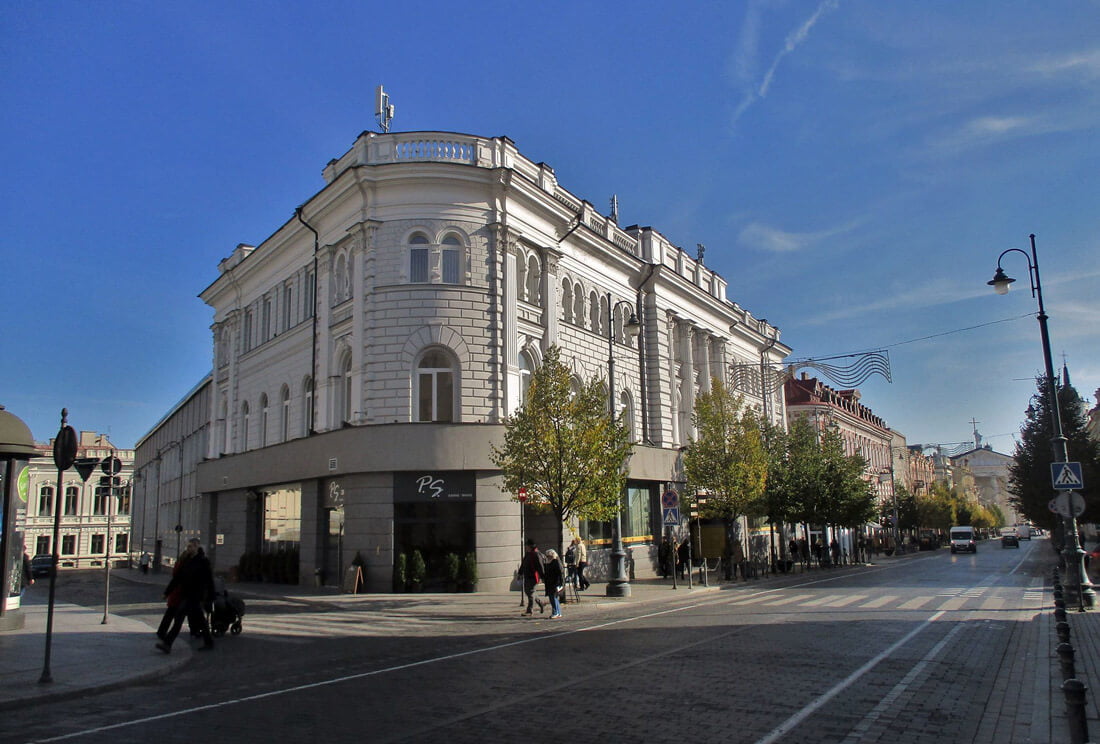 Vilniaus centrinio pašto pastatas. Gyčio Oržikausko nuotr.