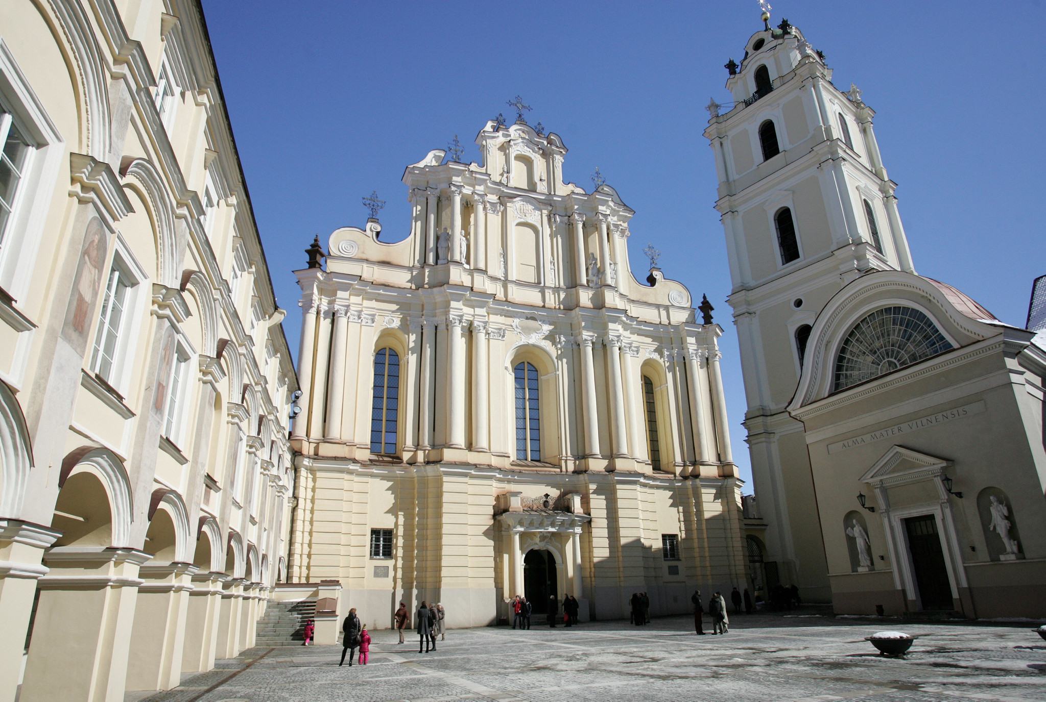 Sv. Jonu baznycios varpine